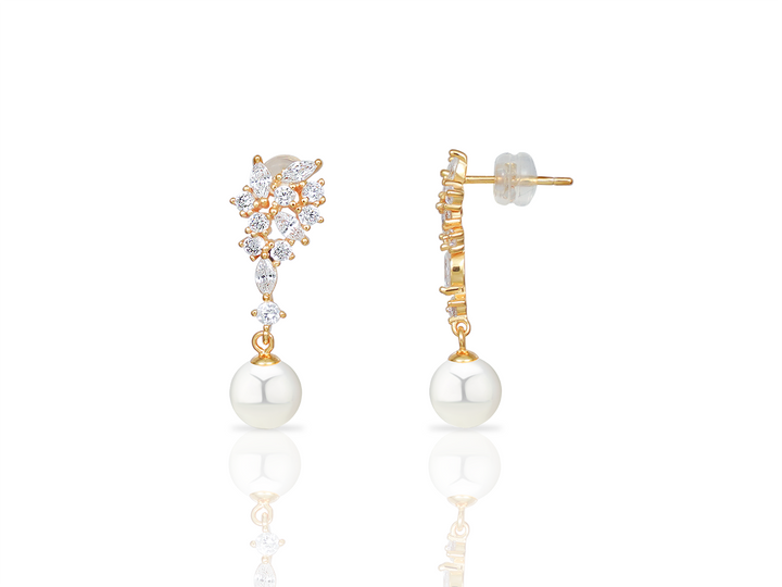 Eugénie - Round Freshwater Pearl Earrings with Diamond Cluster