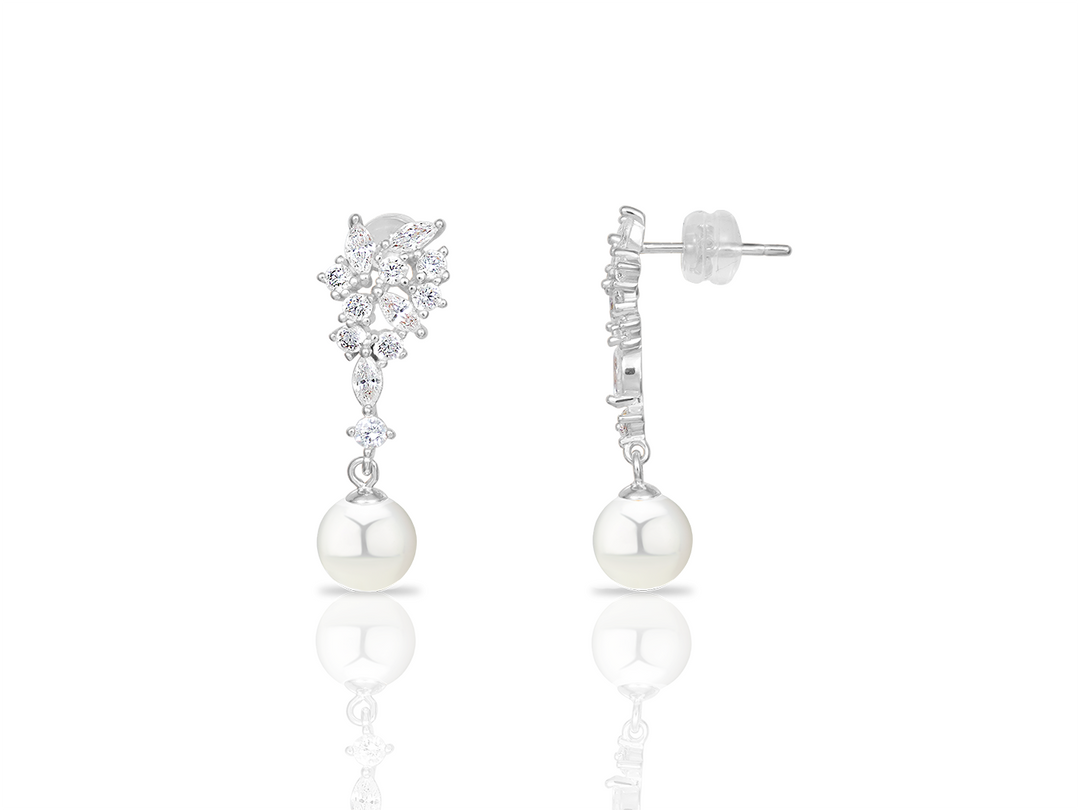 Eugénie - Round Freshwater Pearl Earrings with Diamond Cluster