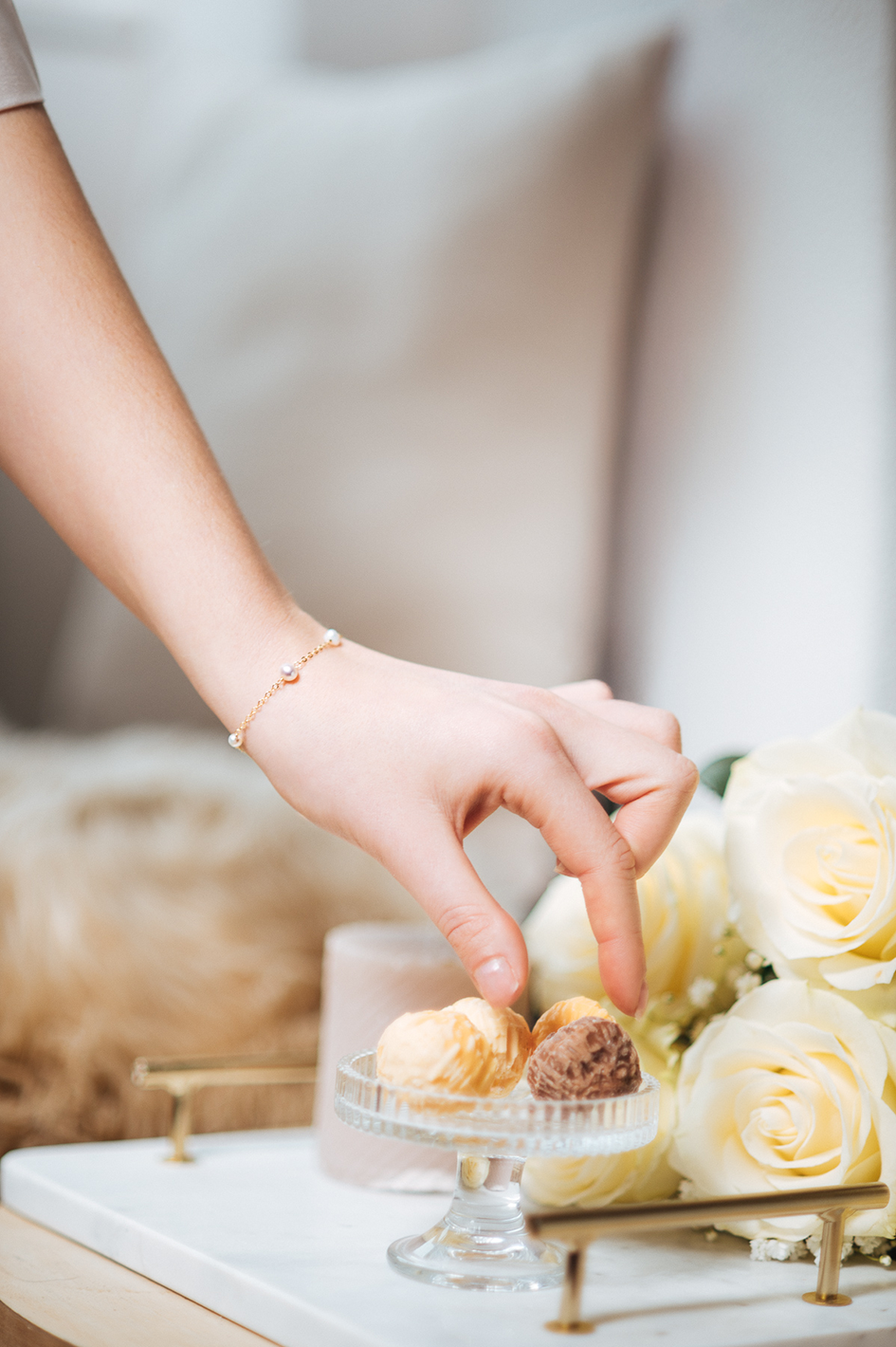 Aimée - Dainty natural pearl bracelet