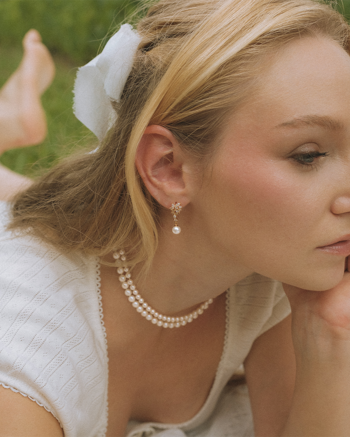 Eugénie - Round Freshwater Pearl Earrings with Diamond Cluster